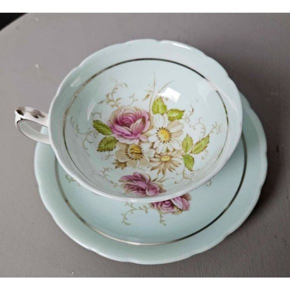 Rare Paragon Aqua Blue/Green Tea Cup and Saucer, Pink Roses, 1930s - Picture 3 of 9